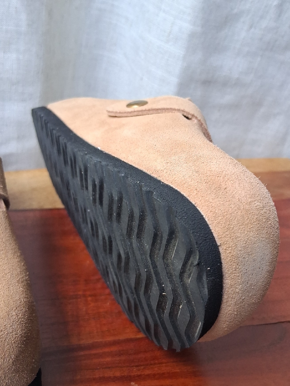 "Pre-Loved" Quince Water Repellent Suede Clog Mule Pecan Tan 6 - Picture 10 of 13